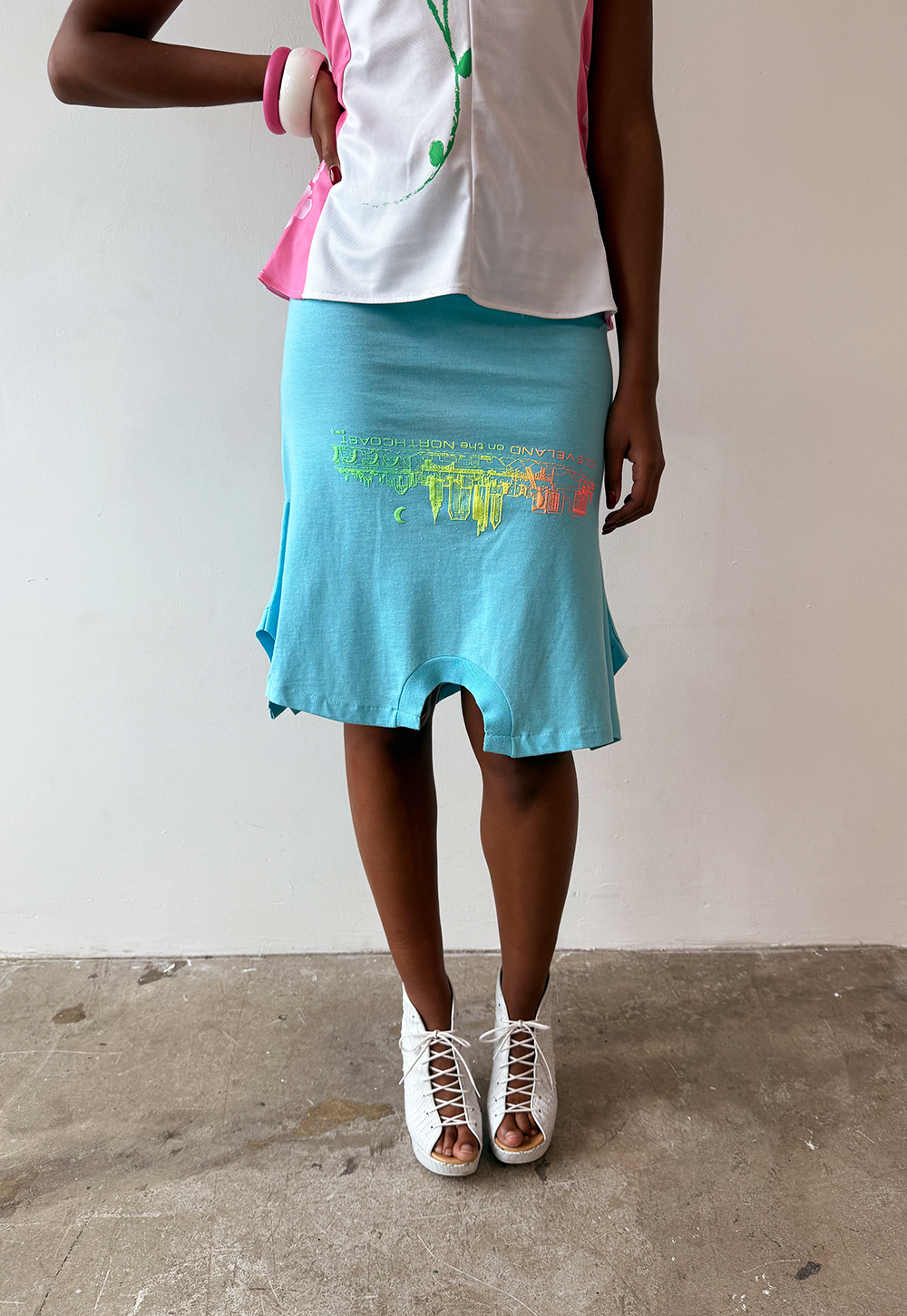 Aqua Skyline T-skirt - Size M