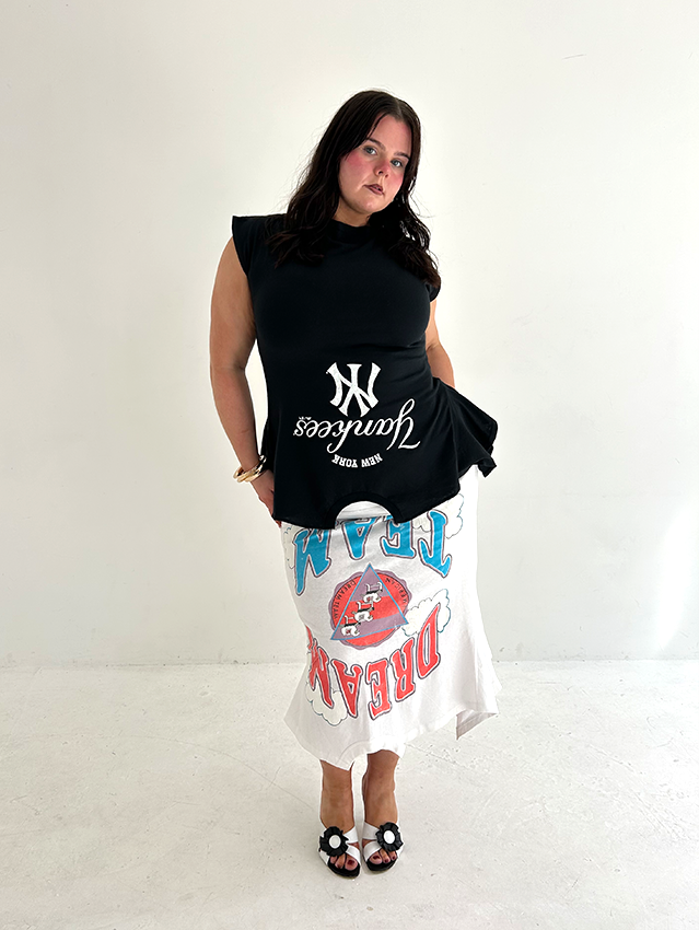Black/white NY 180 Top - Size XL