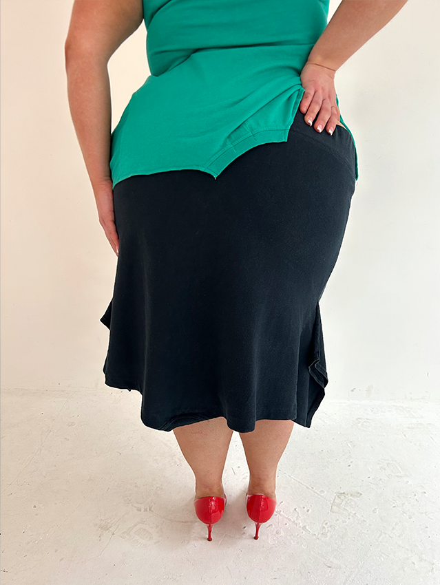 Black/ Teal Swirl T-skirt - Size XXL