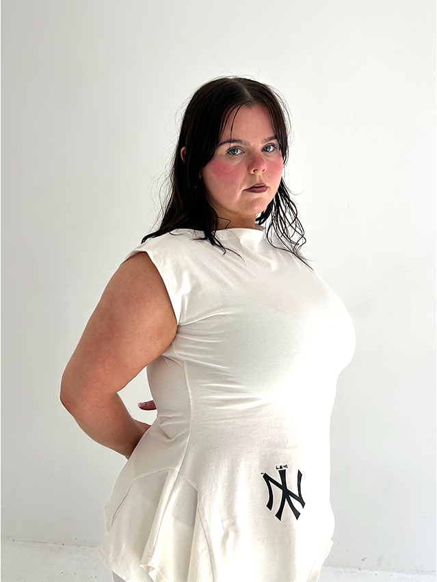 Cream/black NY 180 Top - Size XL