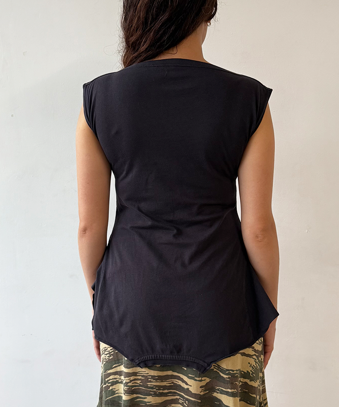 Faded black NY 180 Top - Size M