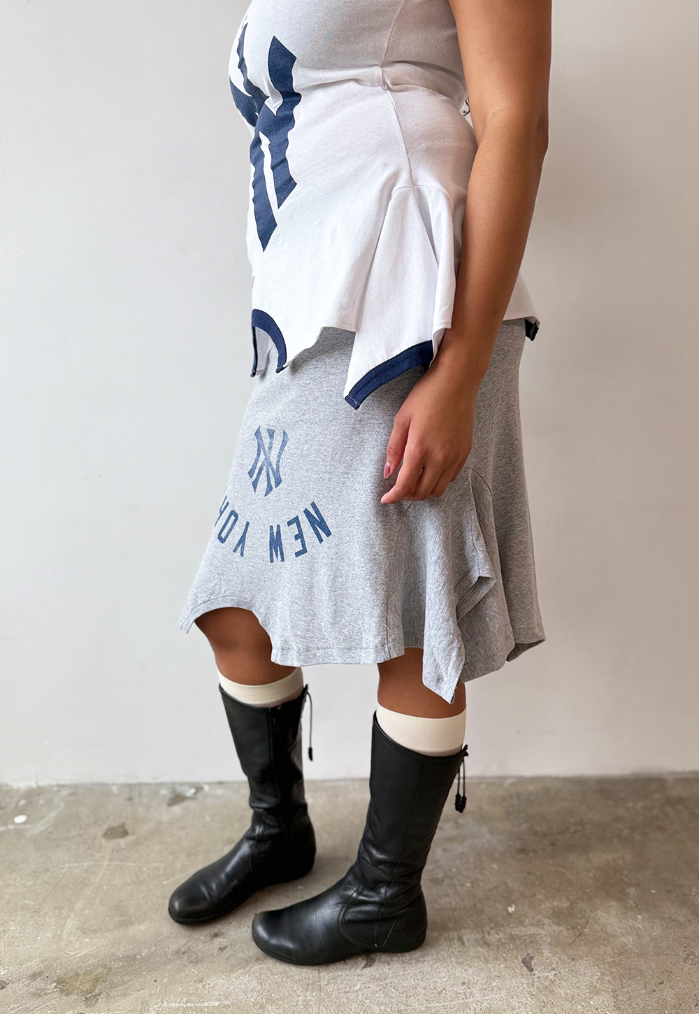 Grey NY T-skirt - Size L