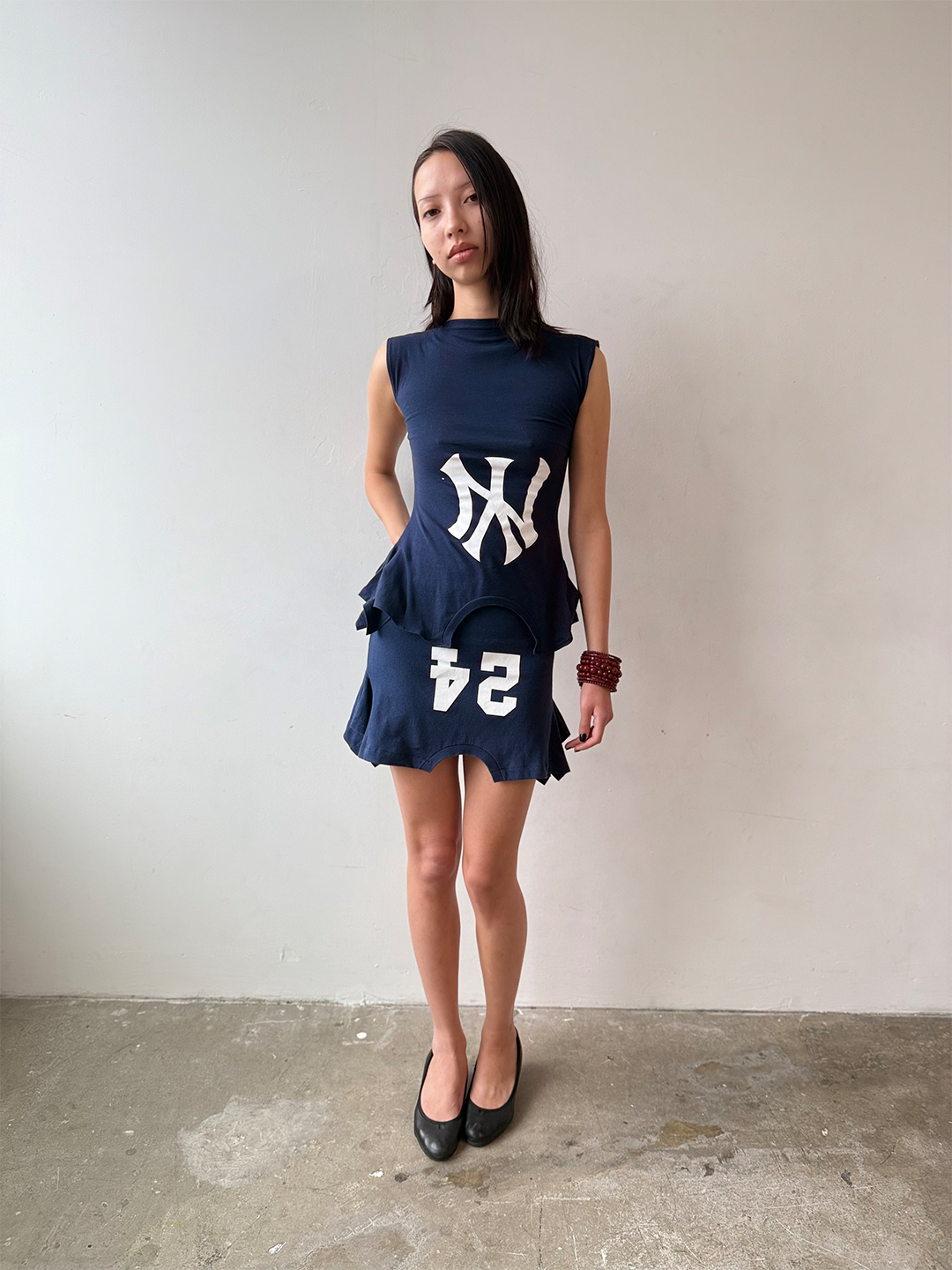 Navy 24 T-skirt - Size XS