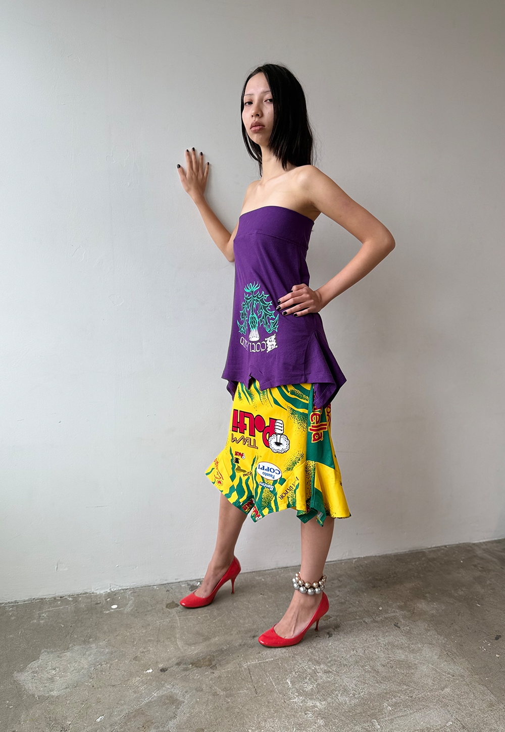 Purple Thistle T-skirt - Size S