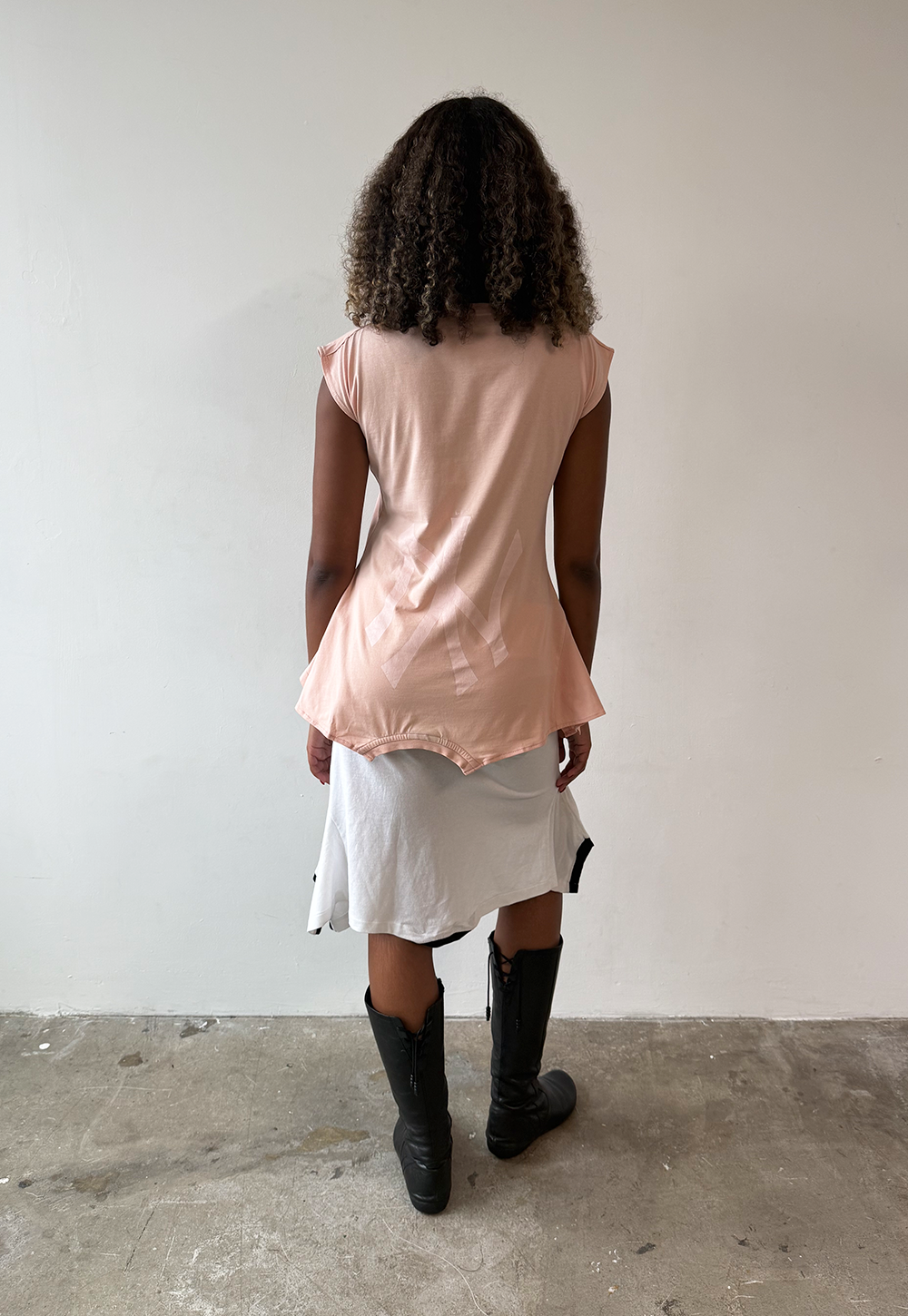 White NYC T-skirt - Size M