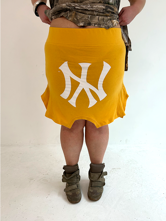 Yellow NY T-skirt - Size XL