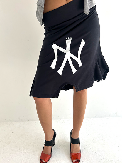 Black NY T-Skirt - Size M