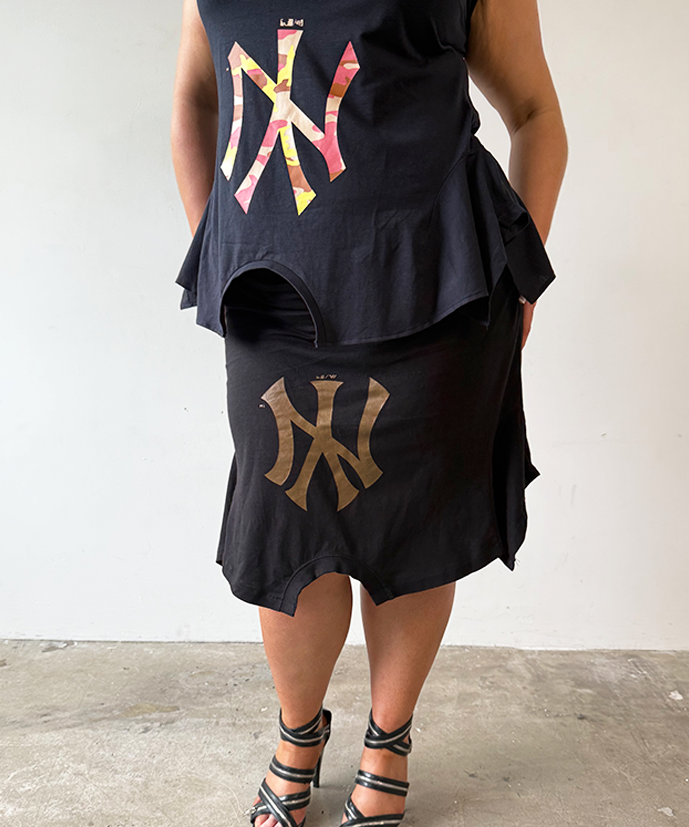 Black/gold NY T-skirt - Size XL