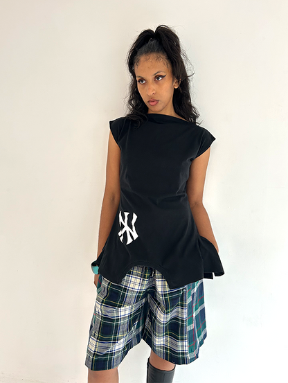 Black NY 180 Top - Size M