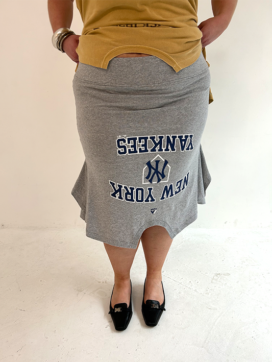 Grey/ Navy NY T-skirt - Size XL