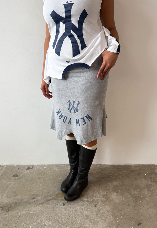 Grey NY T-skirt - Size L