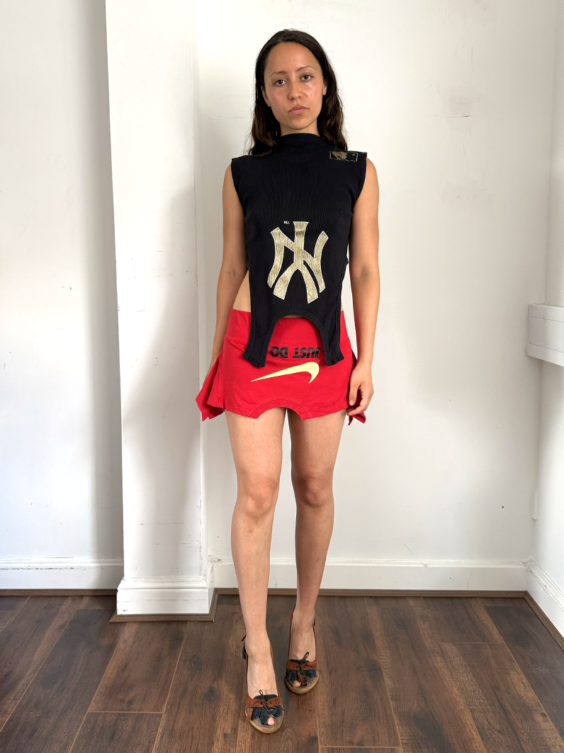 Black/gold NY 180 Vest - Size M