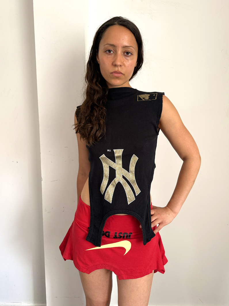 Black/gold NY 180 Vest - Size M